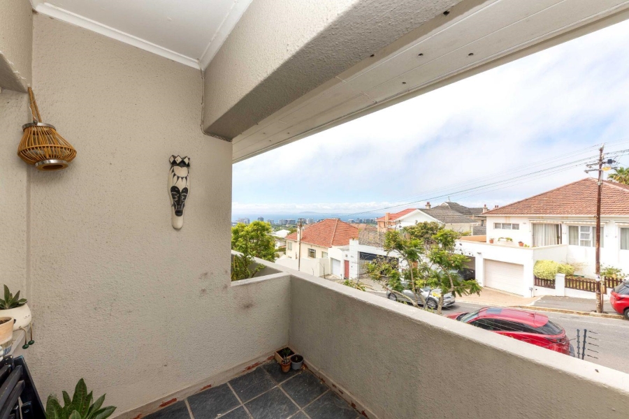 1 Bedroom Property for Sale in Sea Point Western Cape